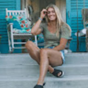 Meet your Posher, Kaitlyn